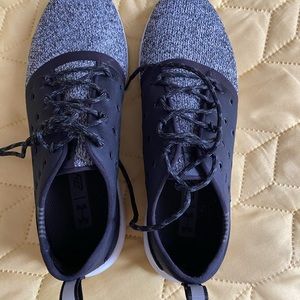 Under Armor Size 8.5 Women’s shoes